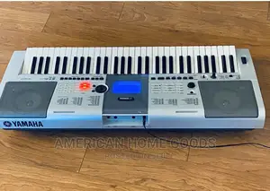 Yamaha PSR -E403 Keyboard 61 Keys With AC Adapter