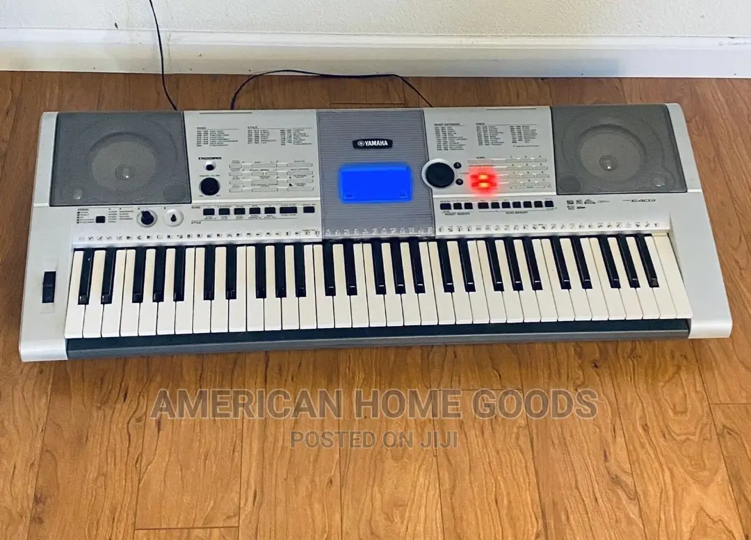 Yamaha PSR -E403 Keyboard 61 Keys With AC Adapter