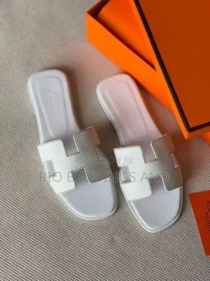 Ladies Flats Shoes