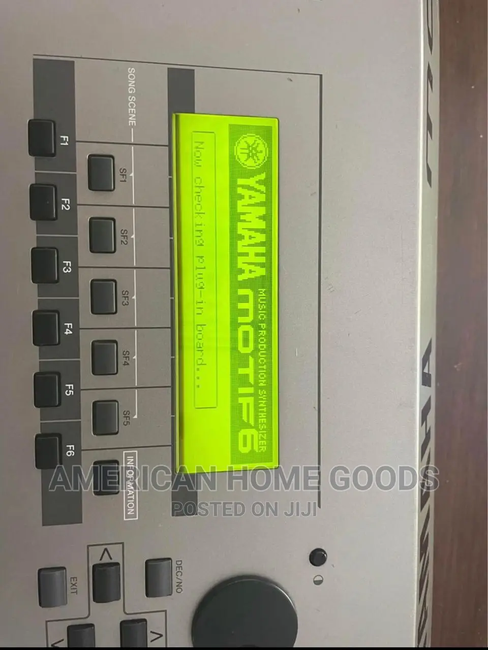The Motif6 Yamaha Production Synthesizer Prof'nal Keyboard