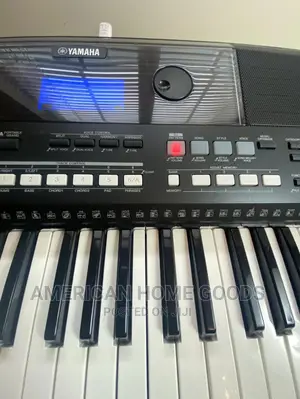 Yamaha PSR-E443 PORTATONE Keyboard, 61 Keys, USB