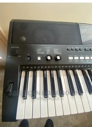 Yamaha PSR-E443 PORTATONE Keyboard, 61 Keys, USB