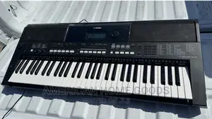 Yamaha PSR-E443 PORTATONE Keyboard, 61 Keys, USB