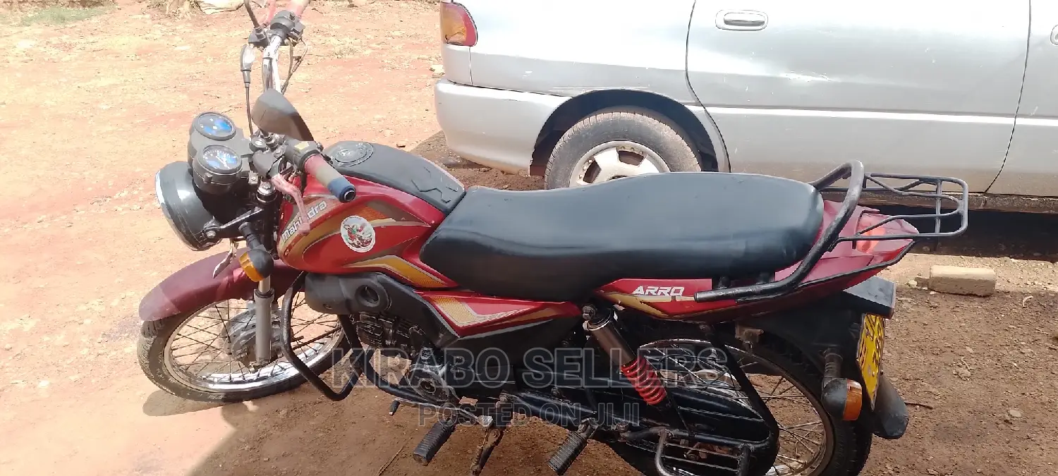 Mahindra Gusto 125 2018 Red