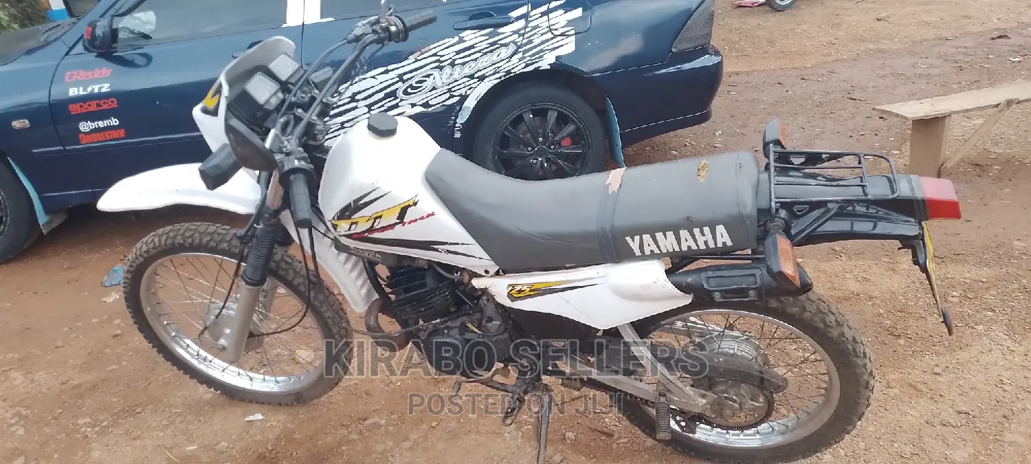 Yamaha DT 175 2017 Silver
