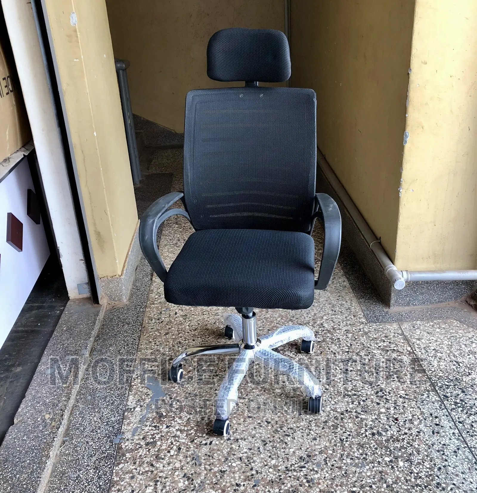 Rotating Headrest Office Chairs