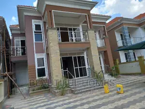 Furnished 6bdrm Duplex in Kyanja Tarmack, Nakawa for sale