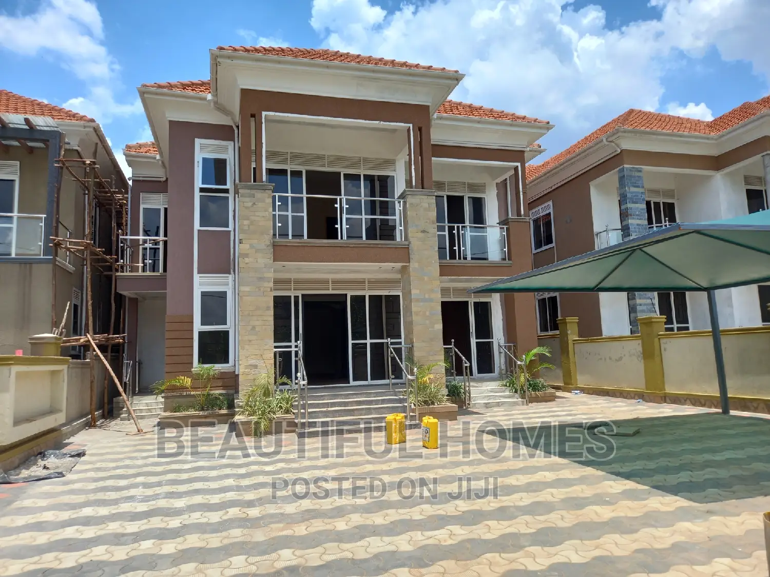 Furnished 6bdrm Maisonette in Kyanja Gated Estate, Nakawa for sale