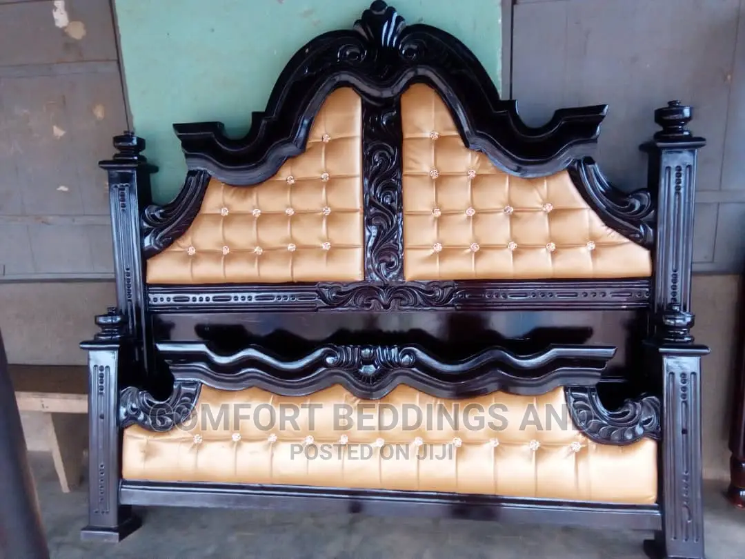 Wooden Bed Dark Mahogany 5*6