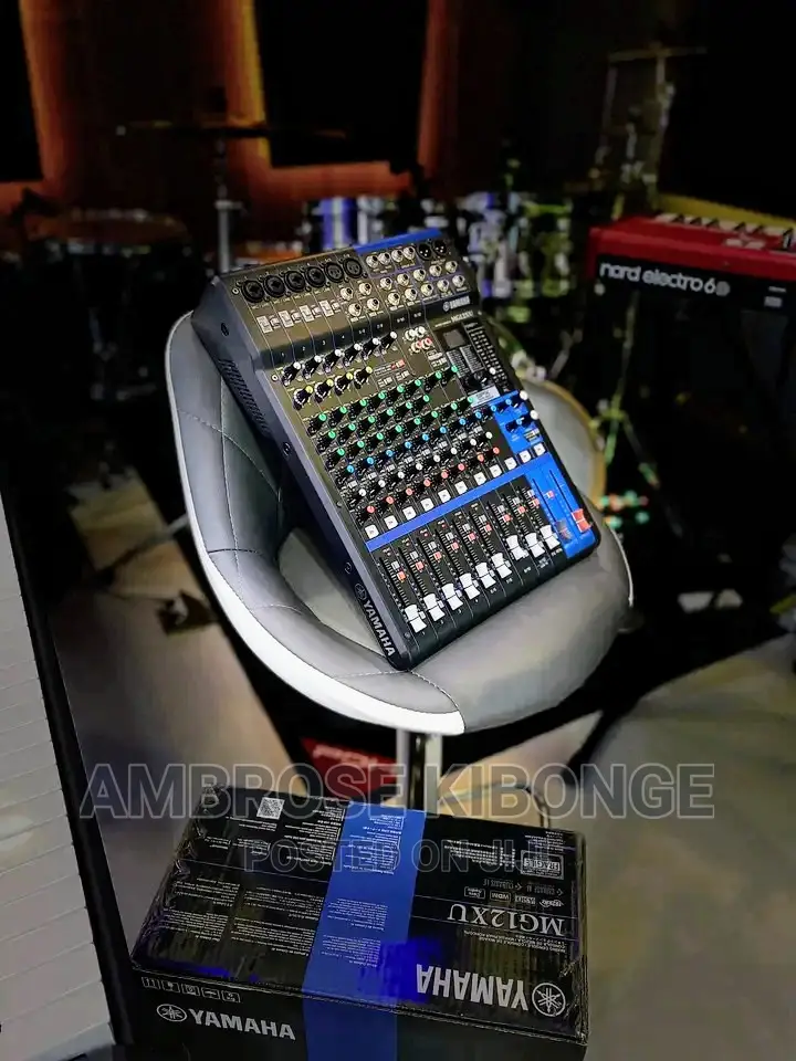 Excellent Quality YAMAHA MG12-XU Bluetooth USB Sound Mixer.