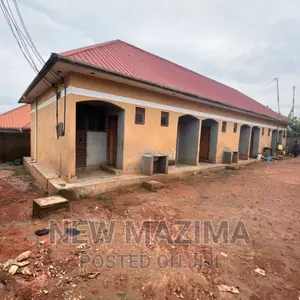 7bdrm House in Kawempe Kawanda, Central Division for sale
