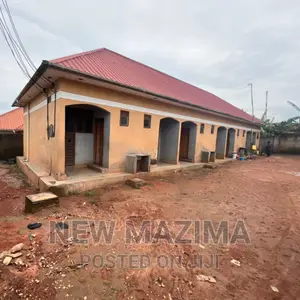 7bdrm House in Kawempe Kawanda, Central Division for sale