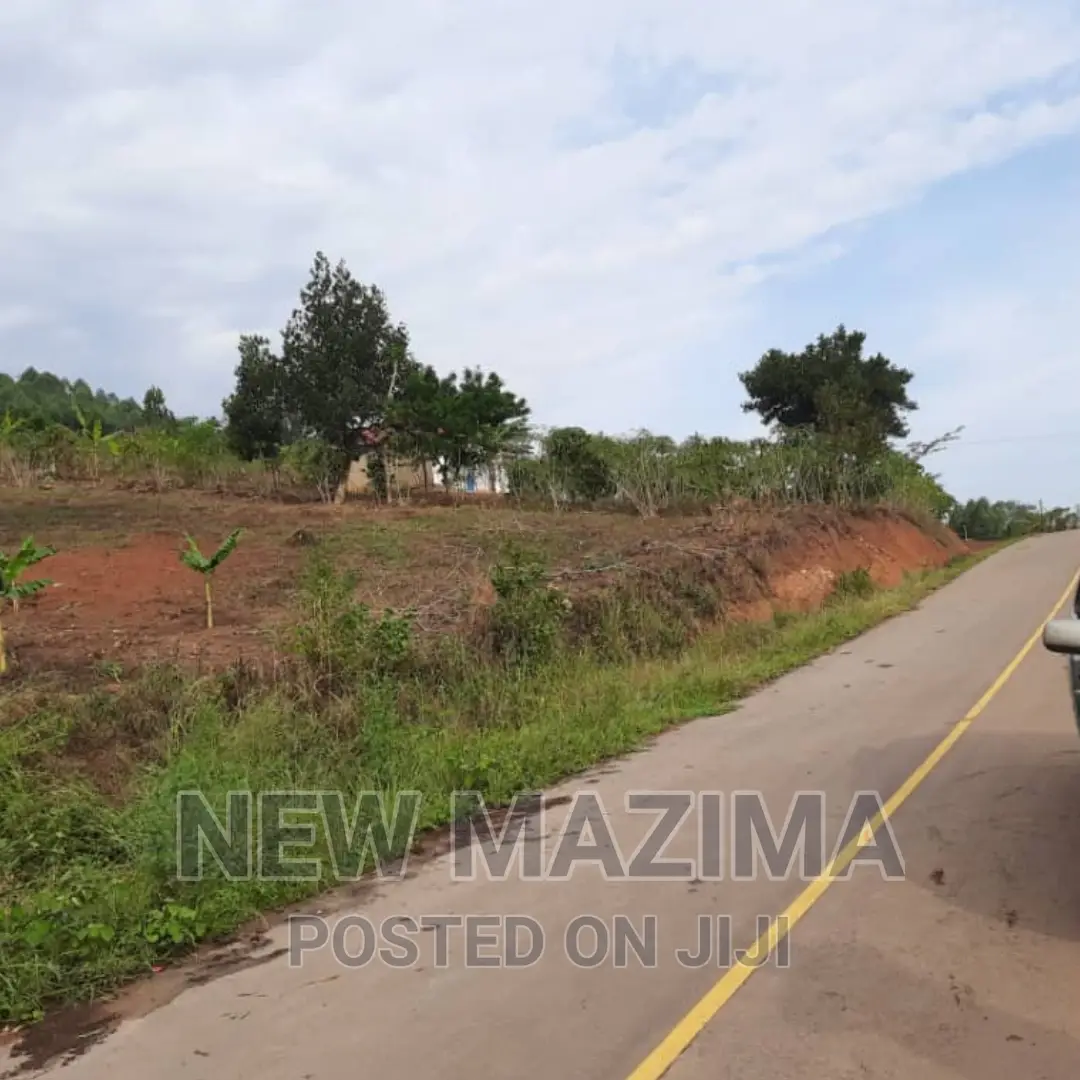 Veryhot 2acres Measurig Direct From Tarmac of Mpigi Mpabire