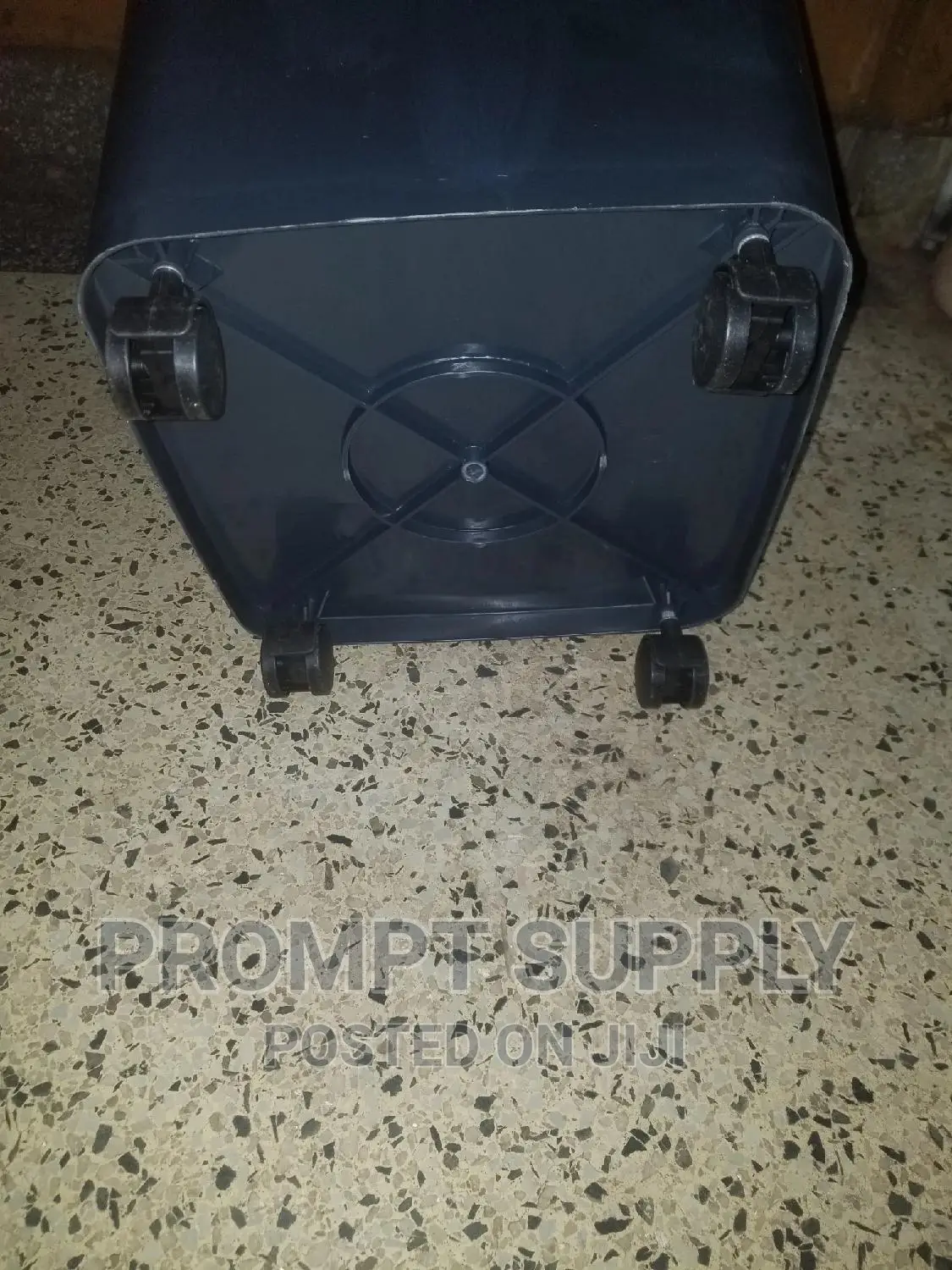50L Household Wastebin With Wheels