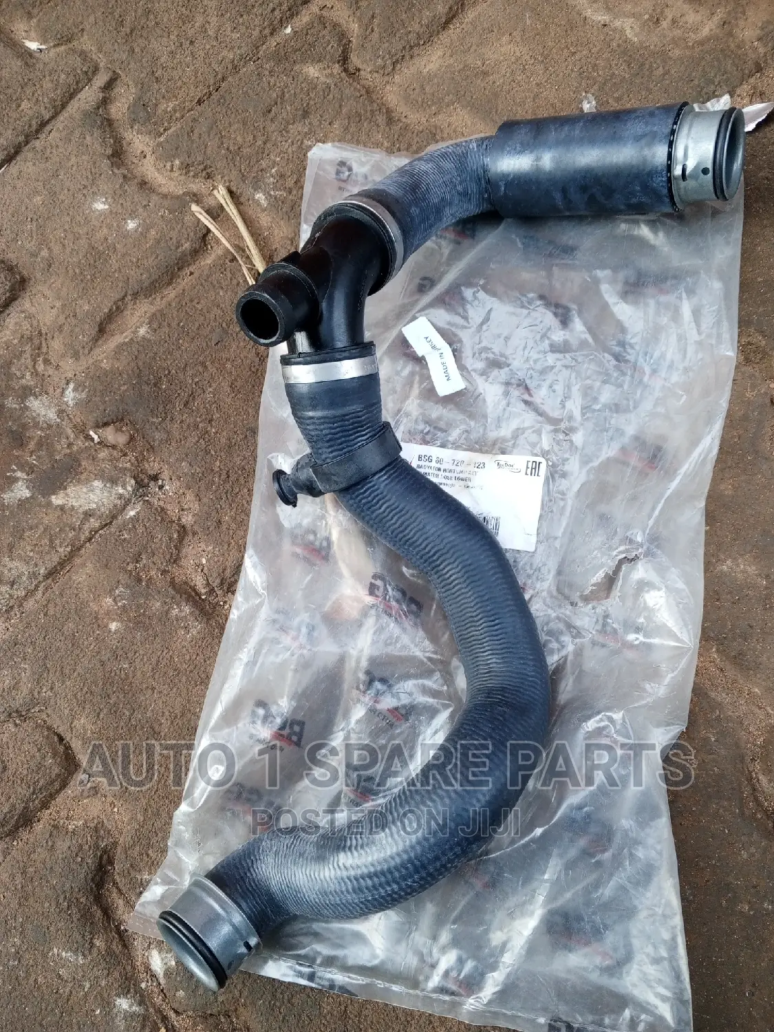 Radiator Hose Lower for W203