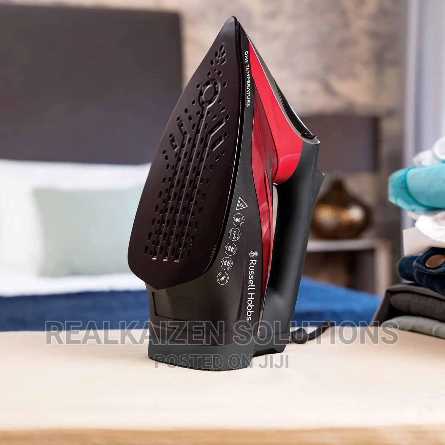 UK Russell Hobbs One Temperature Steam Iron 2600W