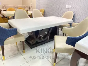 Photo - Gross Dinning Table