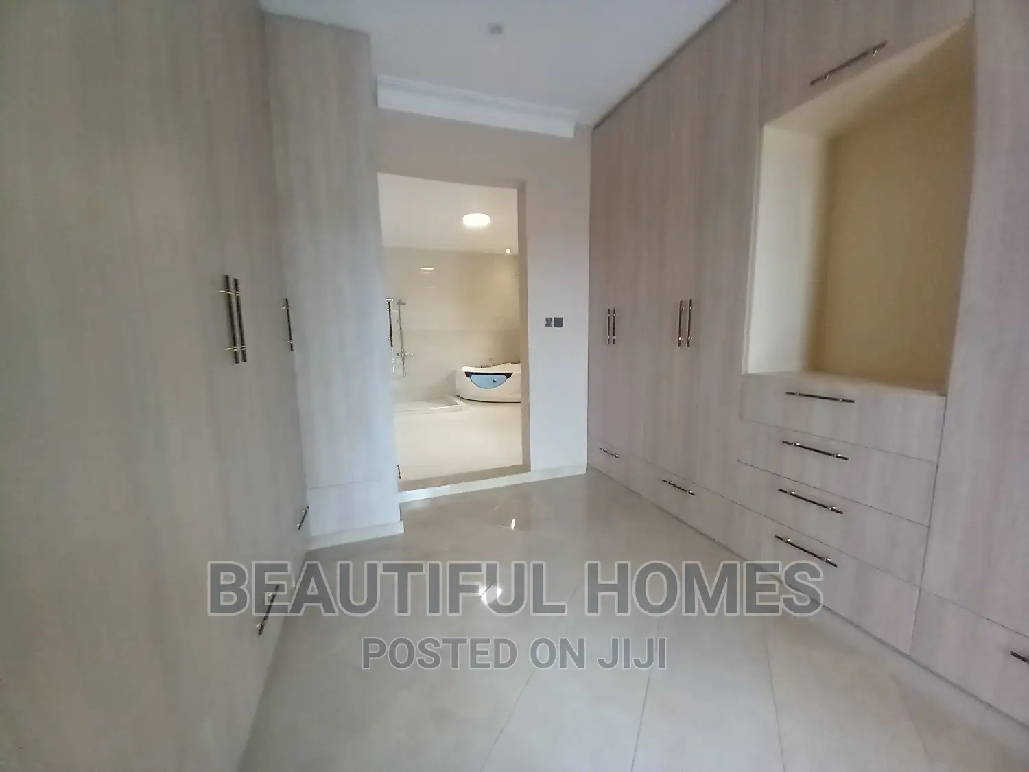 Furnished 6bdrm Mansion in Kyanja, Nakawa for sale