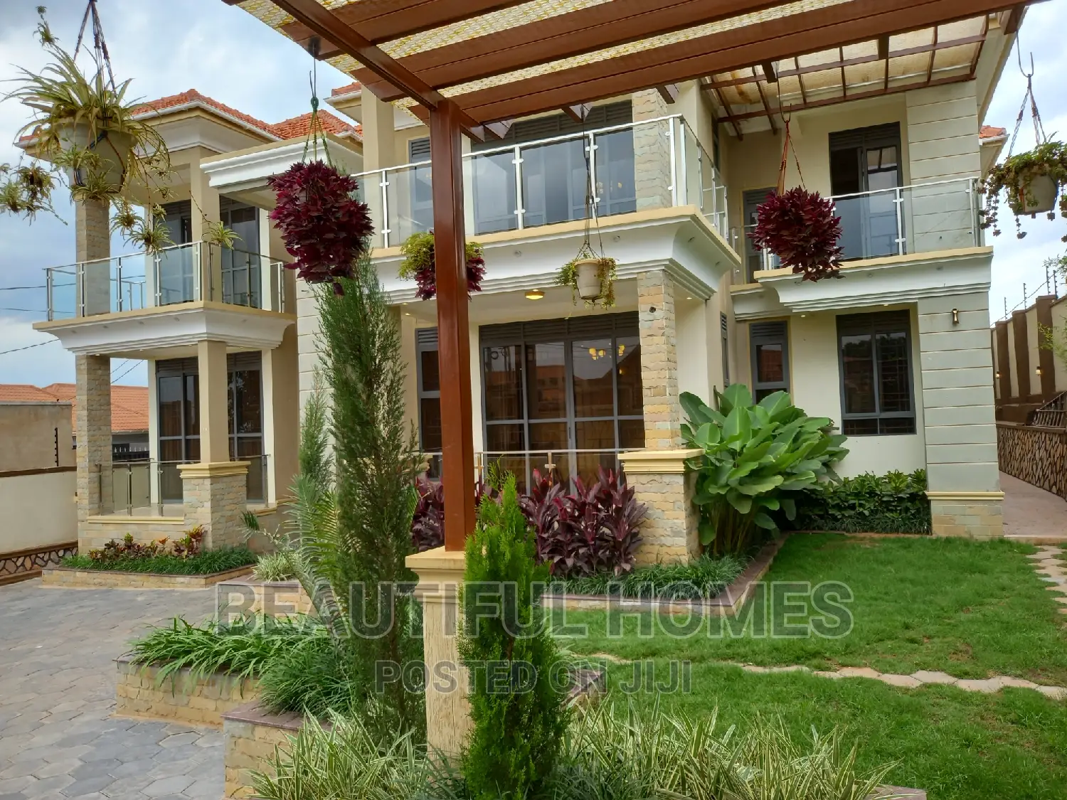 Furnished 6bdrm House in Kyanja, Nakawa for sale