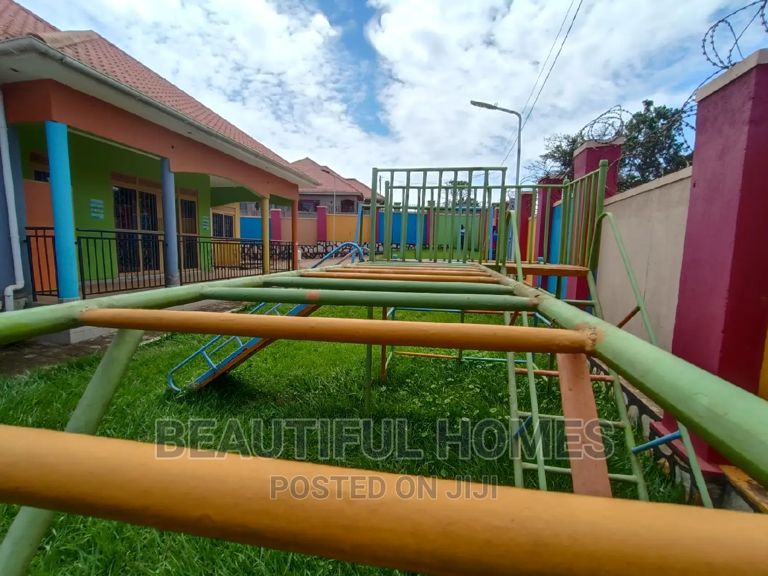 Furnished 4bdrm House in Kira for sale