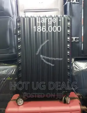 4 Wheel Large Size Spinner Suitcase - Black, Design Vary