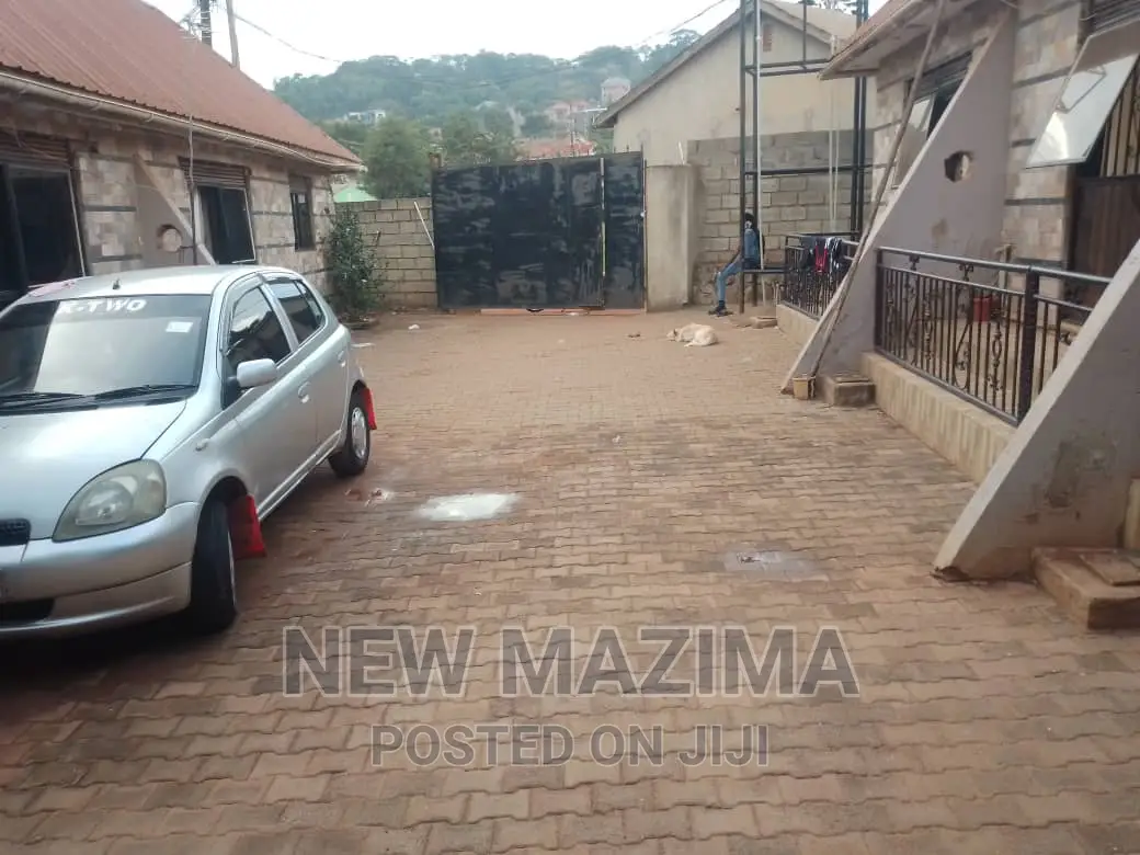 1bdrm House in Makindye Heights, Central Division for rent