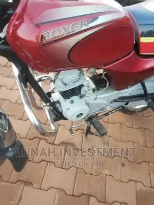 Bajaj Boxer 125 2022 Red