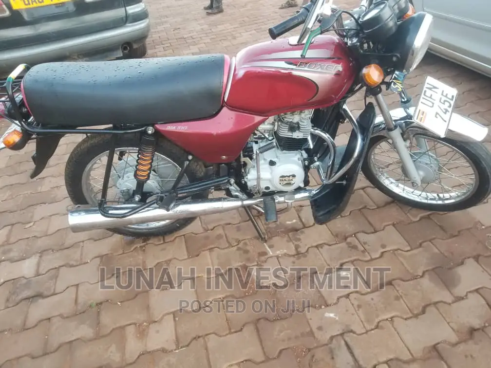 Bajaj Boxer 2022 Red