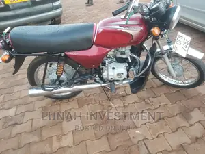 Bajaj Boxer 2022 Red
