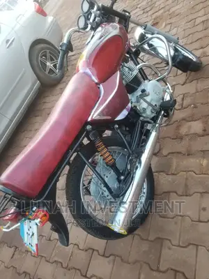 Bajaj Boxer 125 2023 Red