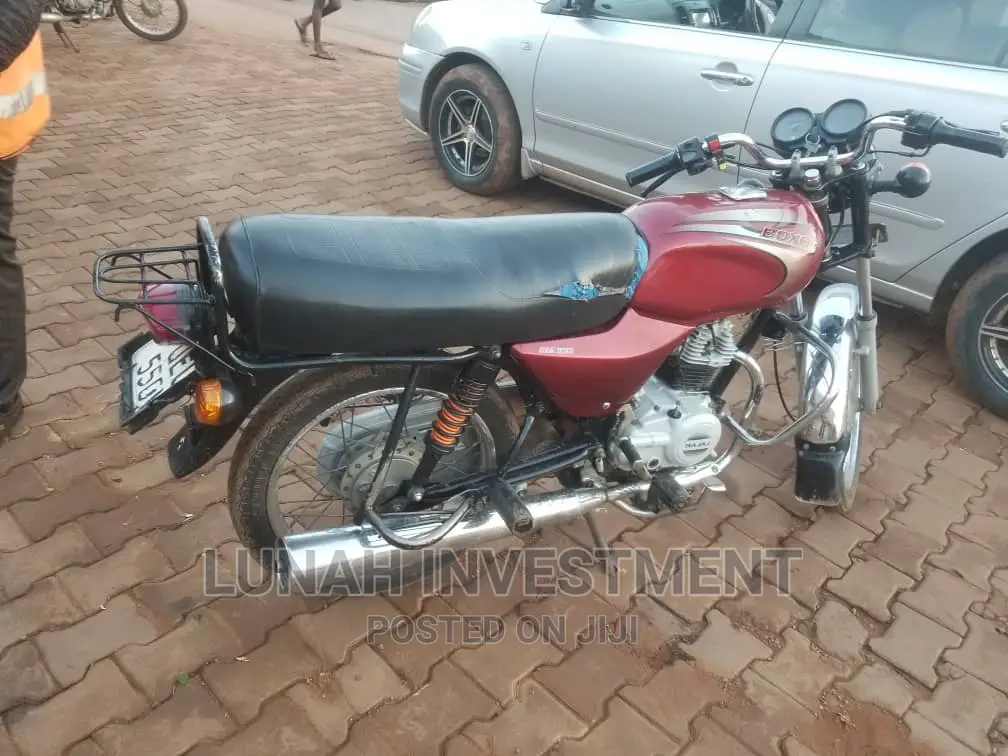 Bajaj Pulsar 150 2022 Red