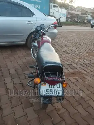 Bajaj Pulsar 150 2022 Red