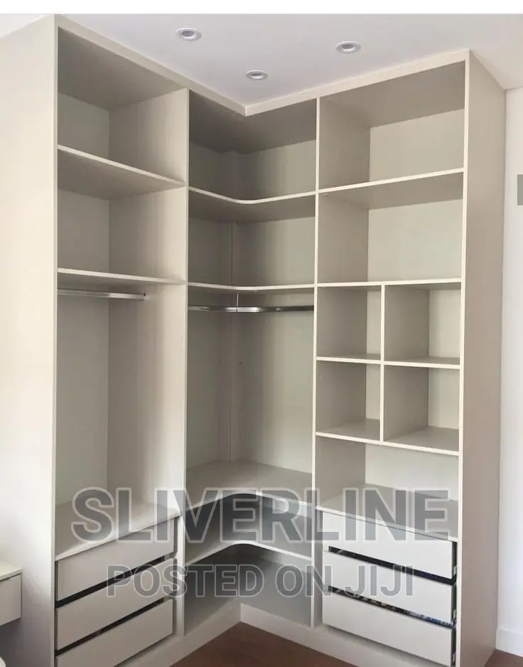 Walk in Closet