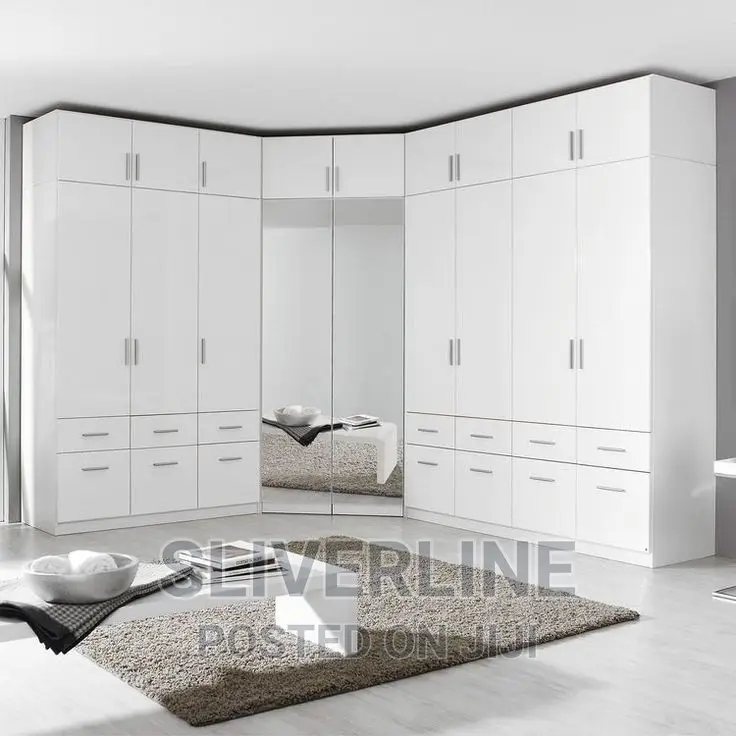 Walk in Closet
