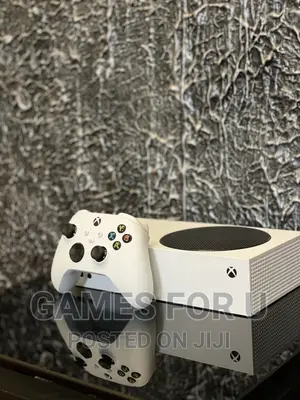 Xbox Series S Console .