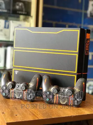 Ps4 Console Customized Wit Pads