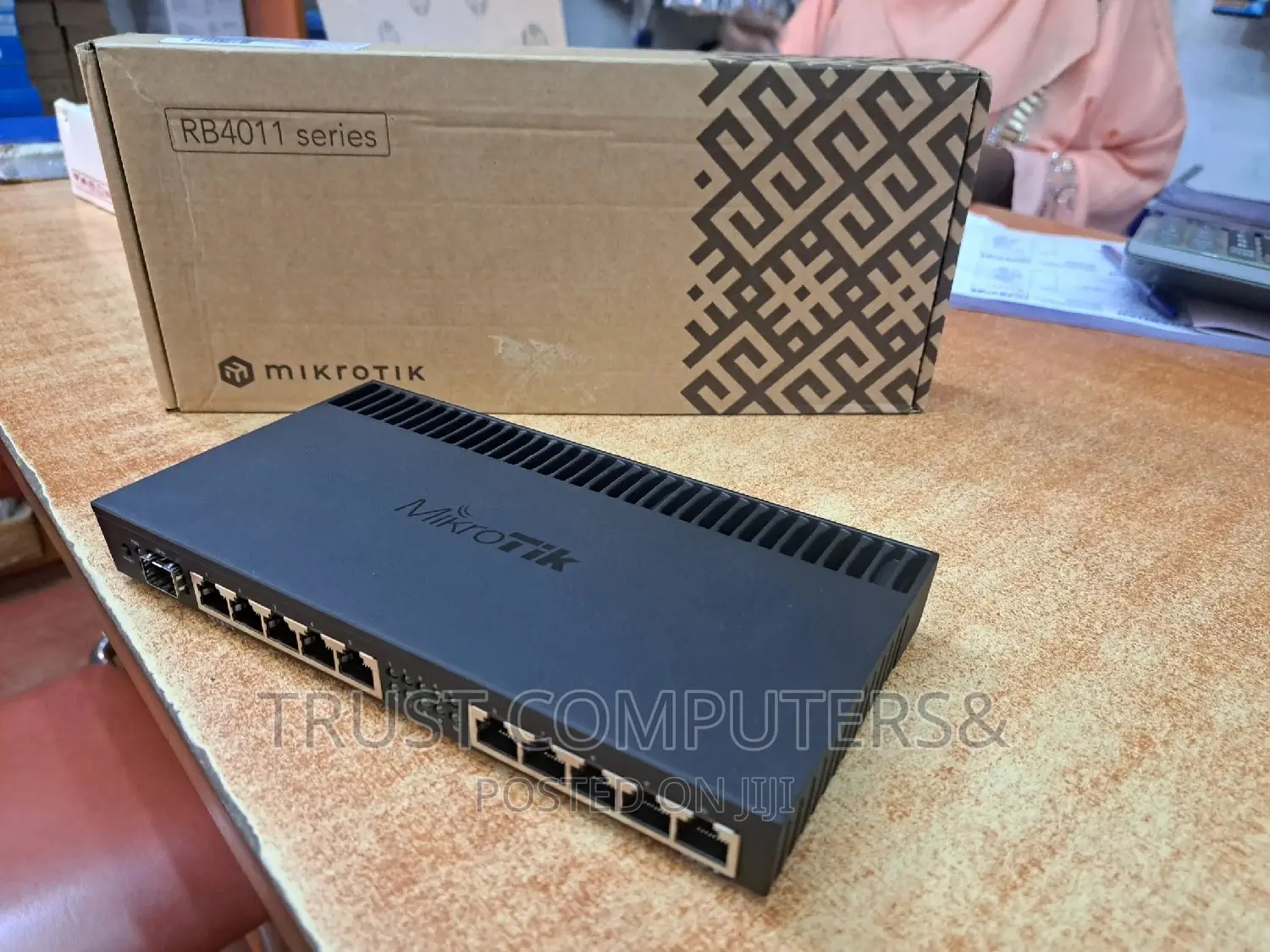 Mikrotik Router Rb4011