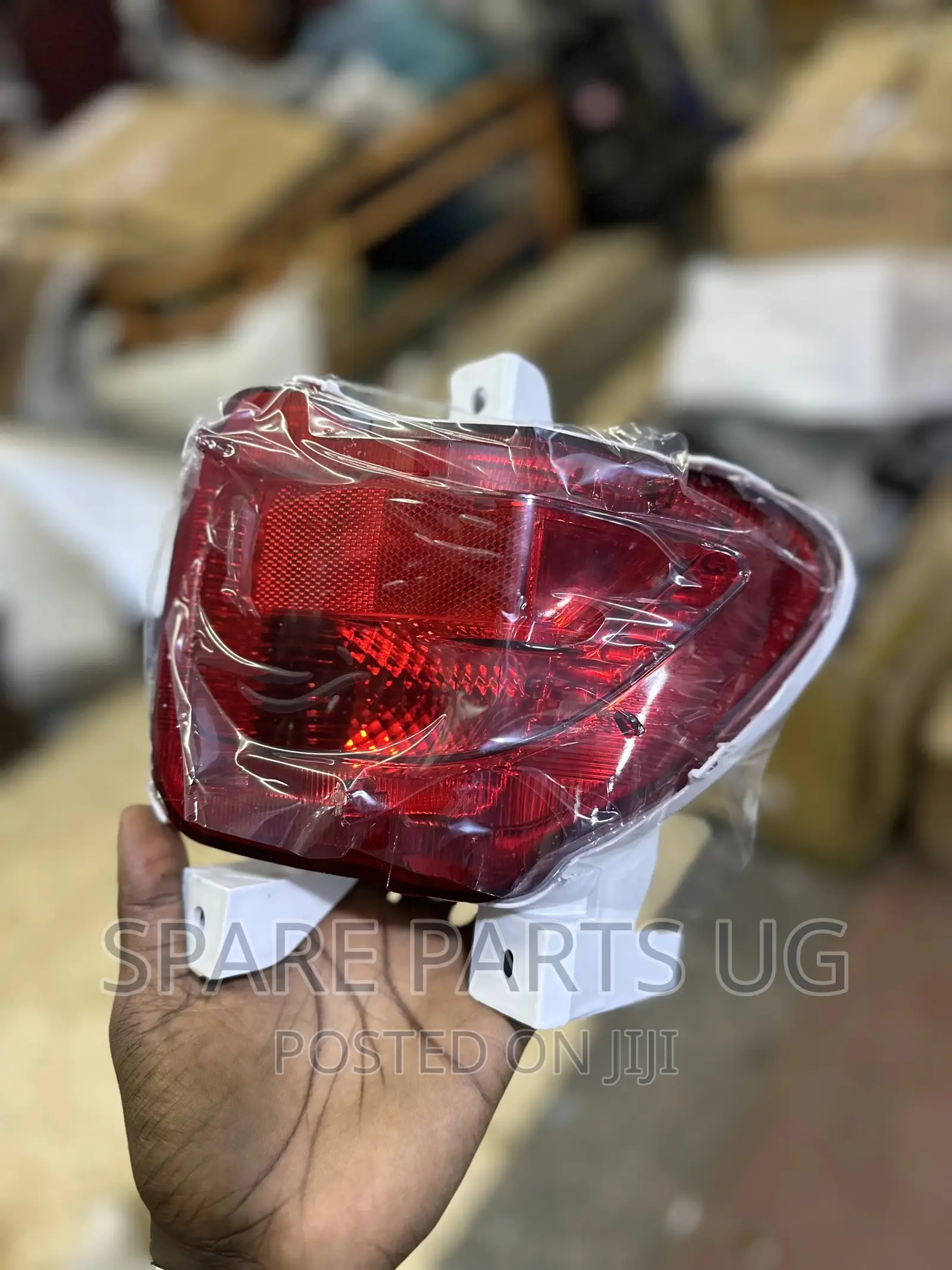Rav4 2006 - 2009 Rear Bumper Light / Reflector