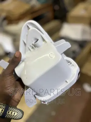 Rav4 2006 - 2009 Rear Bumper Light / Reflector
