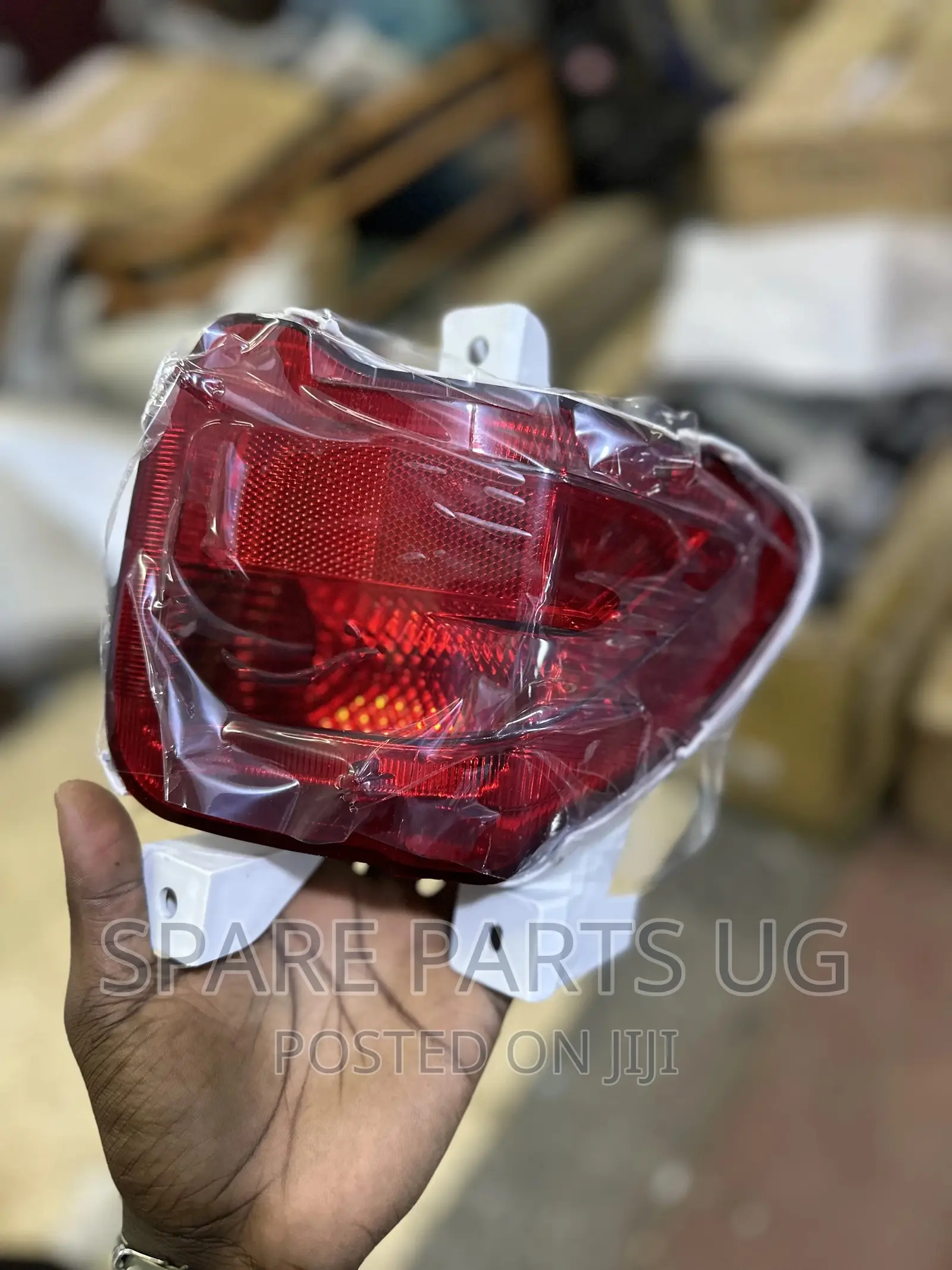 Rav4 2006 - 2009 Rear Bumper Light / Reflector