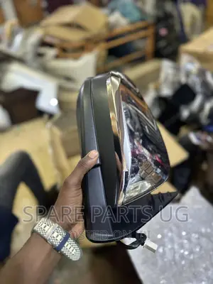 Hilux Revo 2016 - 2018 Side Mirror Chrome Without Lamp