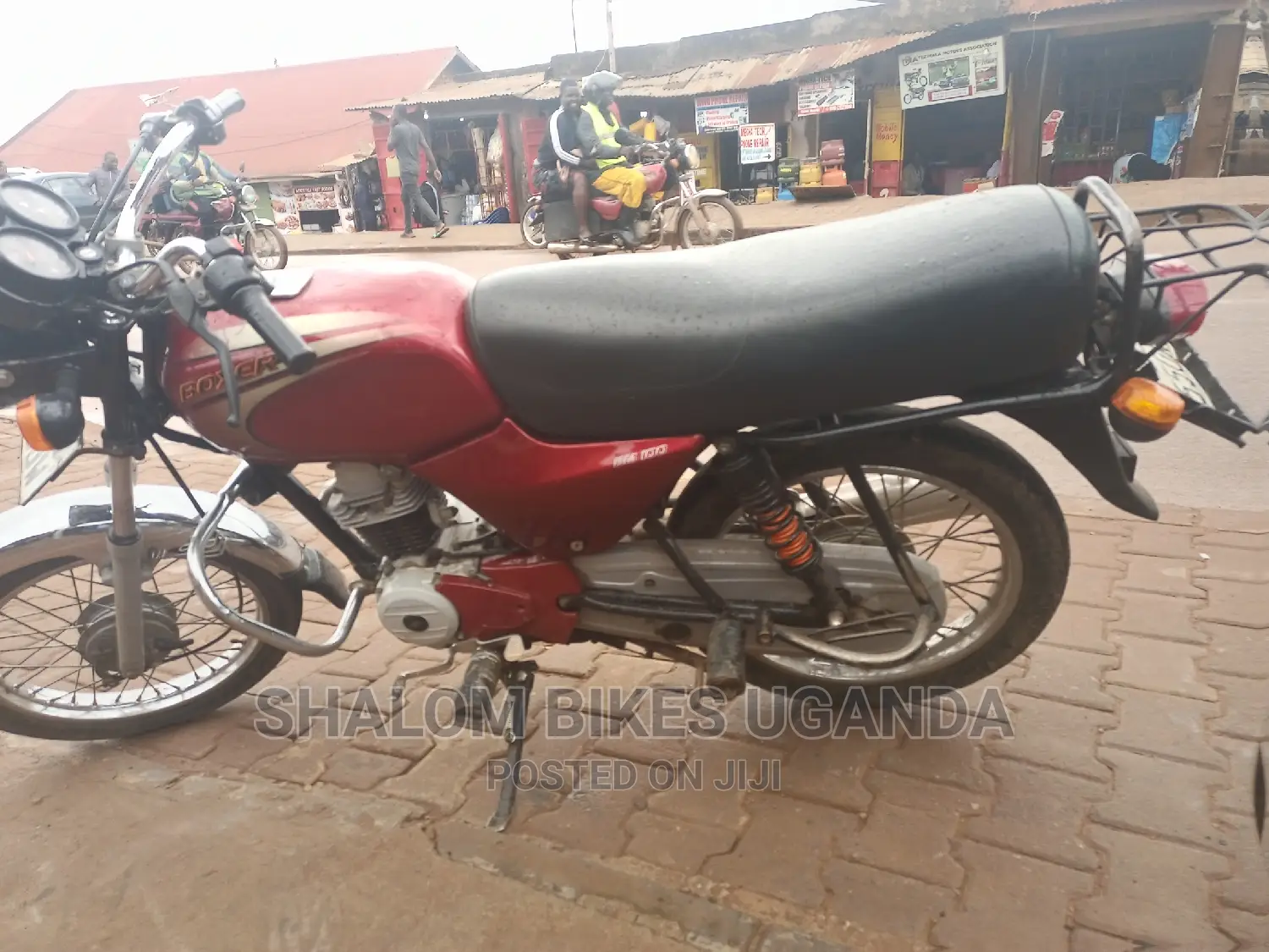 Bajaj RE 2020 Red