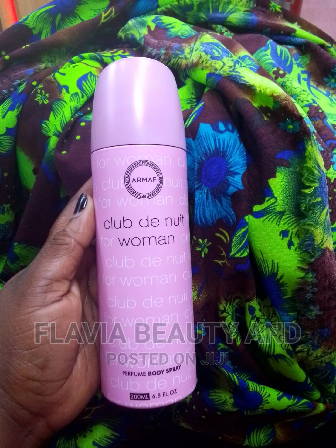 Club De Nuit Woman