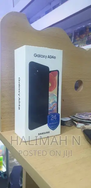 New Samsung Galaxy A04e 32 GB Black