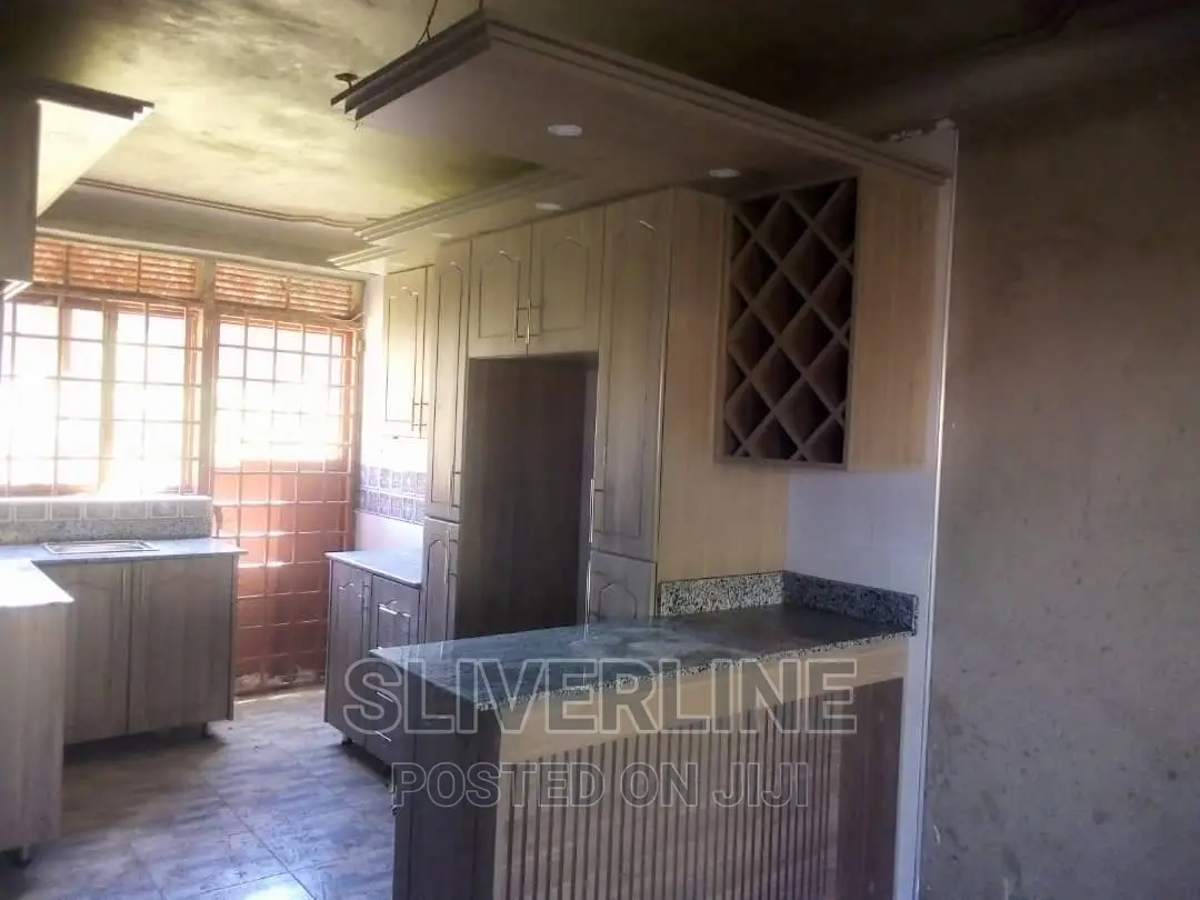Kitchen Cabinets Services