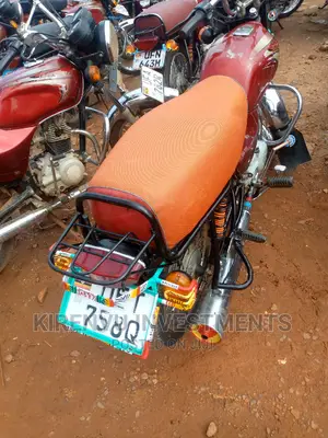 Bajaj Boxer 100 2016 Red