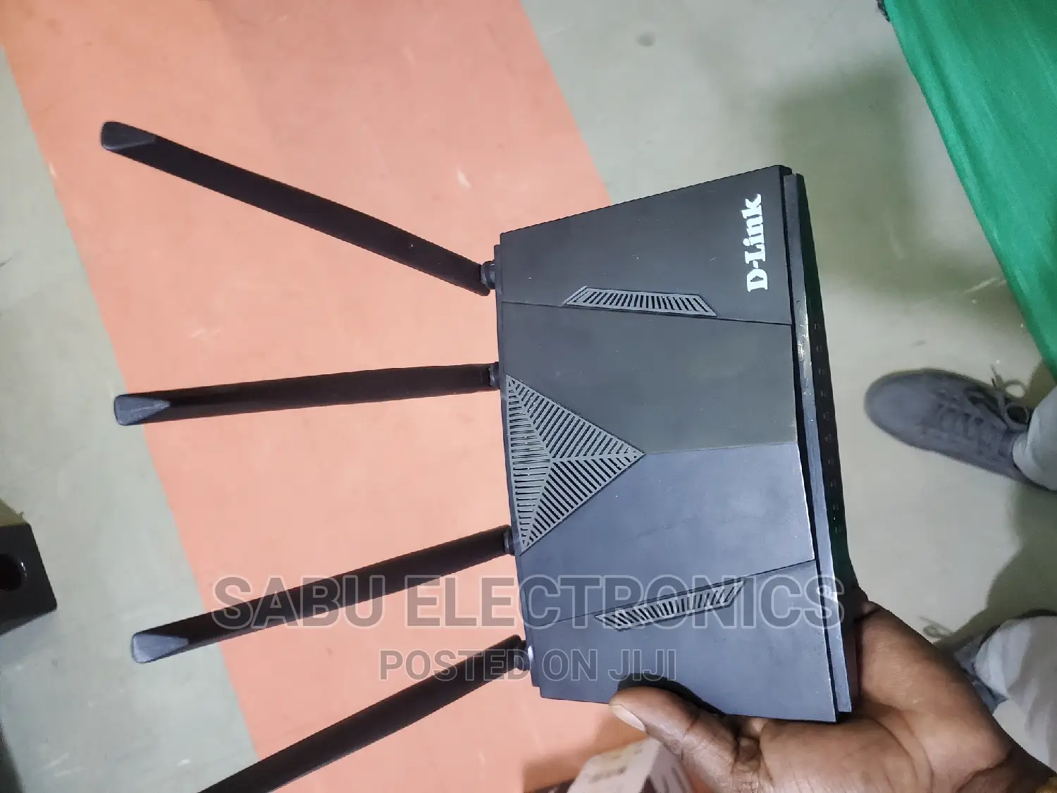 D-Link Router M960- Unlocked and Opened to All SIM Cards