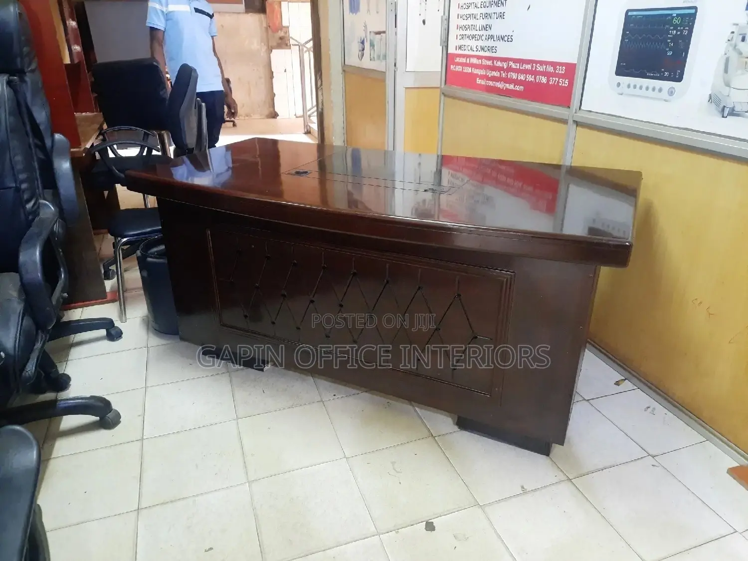 Executive Office Table// Desk//