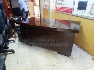Executive Office Table// Desk//