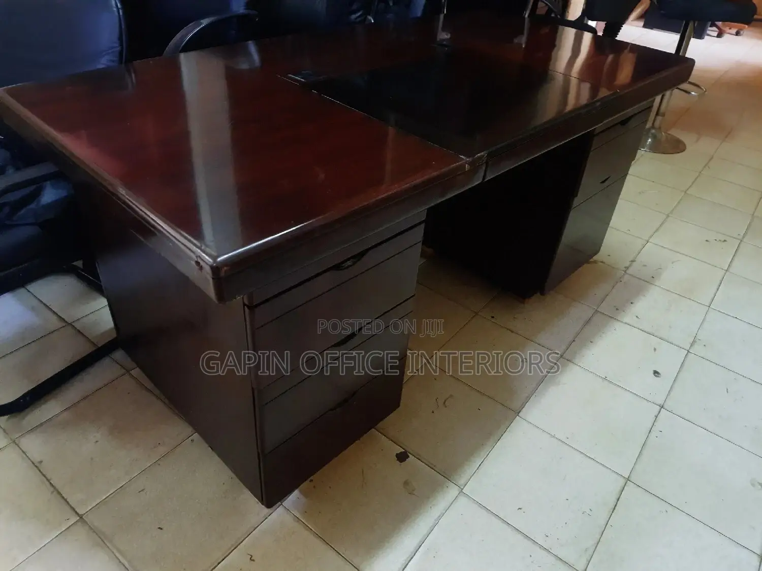 Executive Office Table// Desk//